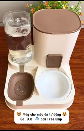 Sen bận rộn khỏi lo 🎉 Bình ăn uống tự động cho boss – tự đổ nước, tự rót hạt, luôn đầy đủ mà không sợ đói khát #binhanuongtudongchomeo #thucung #viral  @Happy.Pets  @Happy.Pets  @Happy.Pets 