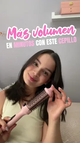 ✨ Te enseño cómo estilizar tu cabello y darle MÁS volumen con el Cepillo Térmico 2 en 1 💆‍♀️🔥 👉 Logra ondas, lacio o un look con brillo y movimiento sin frizz y sin maltratar tu cabello. 💛 Resultados de salón, pero en casa. ¿Ya lo probaste? #cabelloconvolumen #BeautyGlo #hairtools #cepilloalisador #wavytalk 