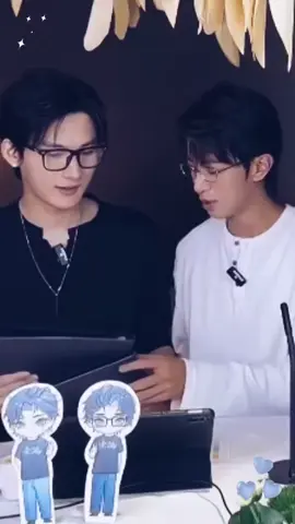 This is why Jiang Heng would rather lose his voice than lose his sight... Because the eyes are the windows to the heart, and when we love someone, the way we look at them has power.☺️   . #DesireTheSeries #SeekyLi  #OceanJiang #JiangHeng #LiPeiEn 