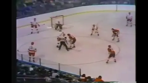 A turnover at the USSR blueline leads to a two on one with Petrov passing to Blinov. USSR 3 - 1 Canada. #SummitSeries #hockeygoal #bestofhockey #icehockey #NHL #ClassicHockey #nhlhistory #icehockeyworldchampionship