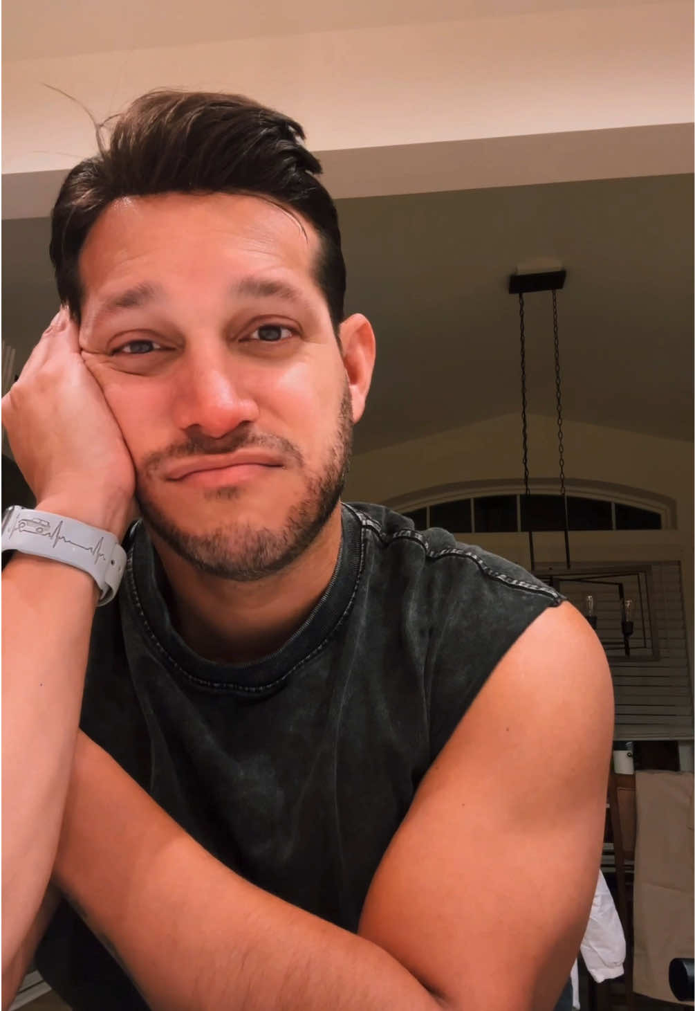 The situation with the #lowviews is exhausting at this point 😏😢
