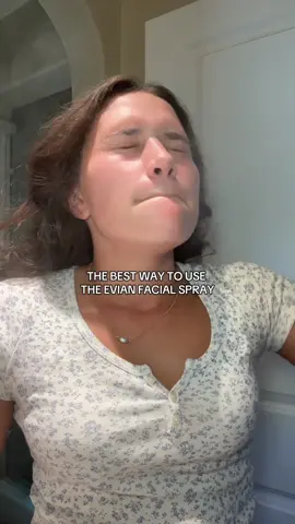 that extra step makes all the difference! @Evian Facial Spray #fyp #facespray #skincareroutine #skincare #evian 