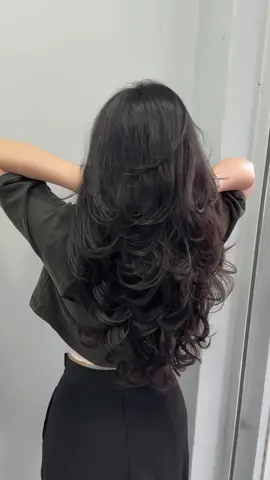 Mẫu uốn cho chị em tóc dài . IB Jubin tư vấn nha #jubinhairsalon #tocdepbinhtan #uontocdep 