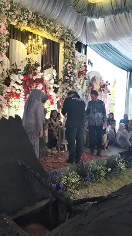barakallah fiumrik sholeh pinter ganteng ❤mugia sehat salami,seer rezekina ,seer nu mikanyaah mikaasih,di.lancrken sgala rupina suu ,tambih semanget dinu sgala rupina ,pokona doa terbaik kanggo dilfa ❤✨💋