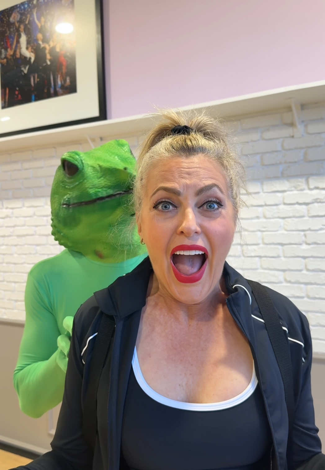Does it get anymore iconic than this?? Make sure to tune in next week and support us! #teamPartnerTrap Watch till the end for a massive surprise! 