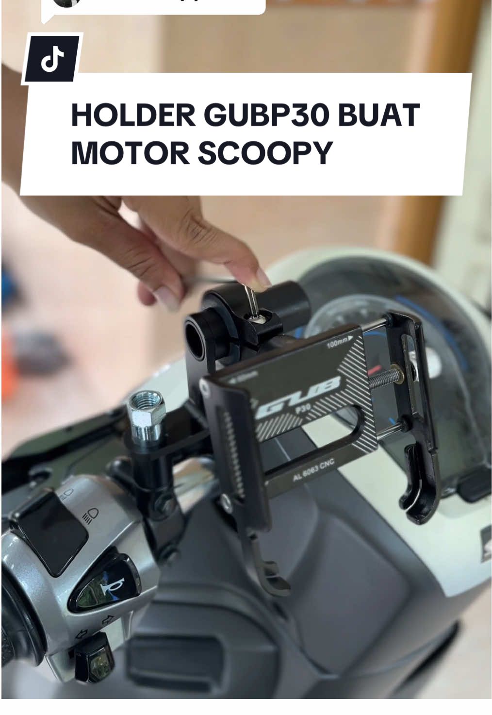 Membalas @JustZ. Holder GUB P30 bisa buat semua varian motor scoopy. bisa digunakan di stang terbuka maupun tertutup. Beli sekarang sebelum kehabisan #holdermotor #holderhpmotor #holdergubp30 #gubp30 #guncang99 