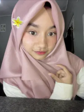 #zila #fyp #hijabmalaysia  Toturial hijab dari kk@RANIA  di versi segi empat