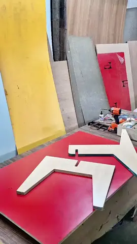 Another cool and stylish wooden chair idea #tiktokvideos #trendingtiktok #tiktok2025 #tiktokgrowth #tiktokguide 