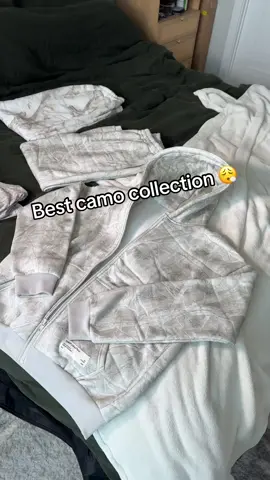 Comfrt Clothing has the best camo collection out. #comfrtclothing #comfrt #zipuphoodie #camo #camohoodie 