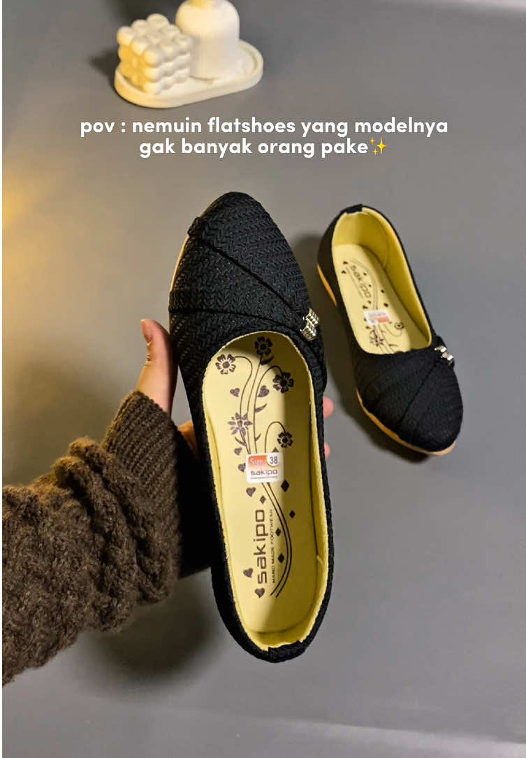 simpel tp cakepp😩🫶🏻 #flatshoes #sakipo #flatshoesmurah 
