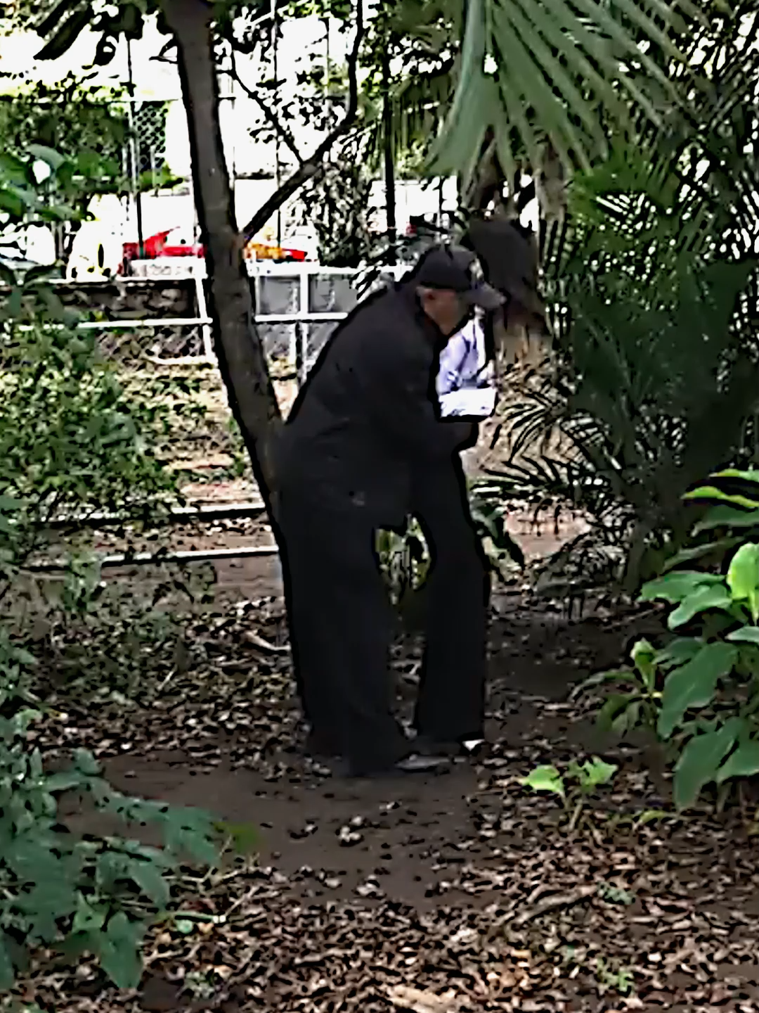 Se dejó llevar por las apariencias y recibió una gran lección por metiche parte 1 #drama #leona #viral