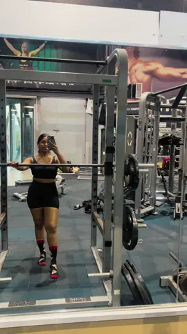 Correct!!! #gym #bars #rawfitness #gymgirl 