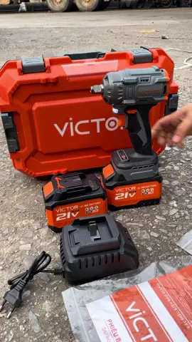 Máy siết bulong victor  2 pin 15 cell #bulong #bulonggiare #maysietbulongkutan #bulongkutan #nhomkinh  