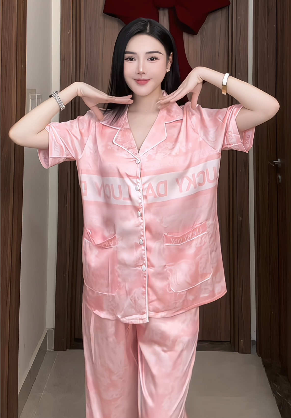 Ở nhà cx phải xinh nha ce #hottrend #macdepmoingay #donguxinh #viral #fyp 