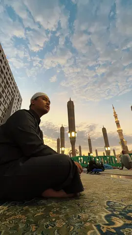 Yg melihat ini kudoain One day kesini secapatnya ya…ketik Aamiin yg paling kenceng🥺❤️✨