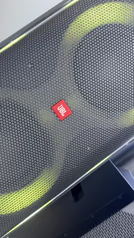 💥💥JBL Partybox 710 💥💥  -Công suất khủng lên đến 800w. -Sử dụng điện trực tiếp. -Phù hợp nghe nhạc, Party, hát hò ngoài trời. #loa #jbl #jblpartybox710 #loabluetooth #karaoke 