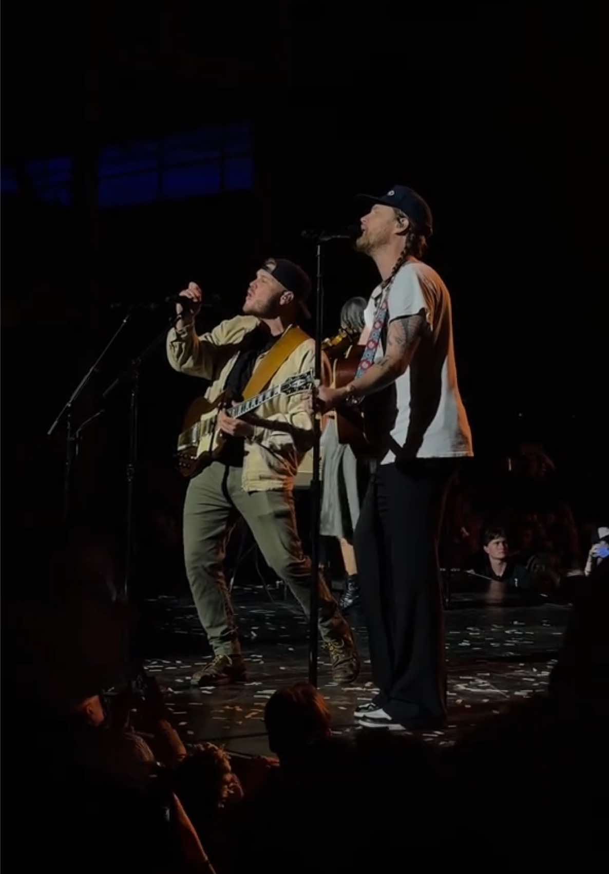 Zach Bryan joined The Lumineers in Toronto to perform ‘Spotless’ 🥲 #ZachBryan #TheLumineers #Toronto 