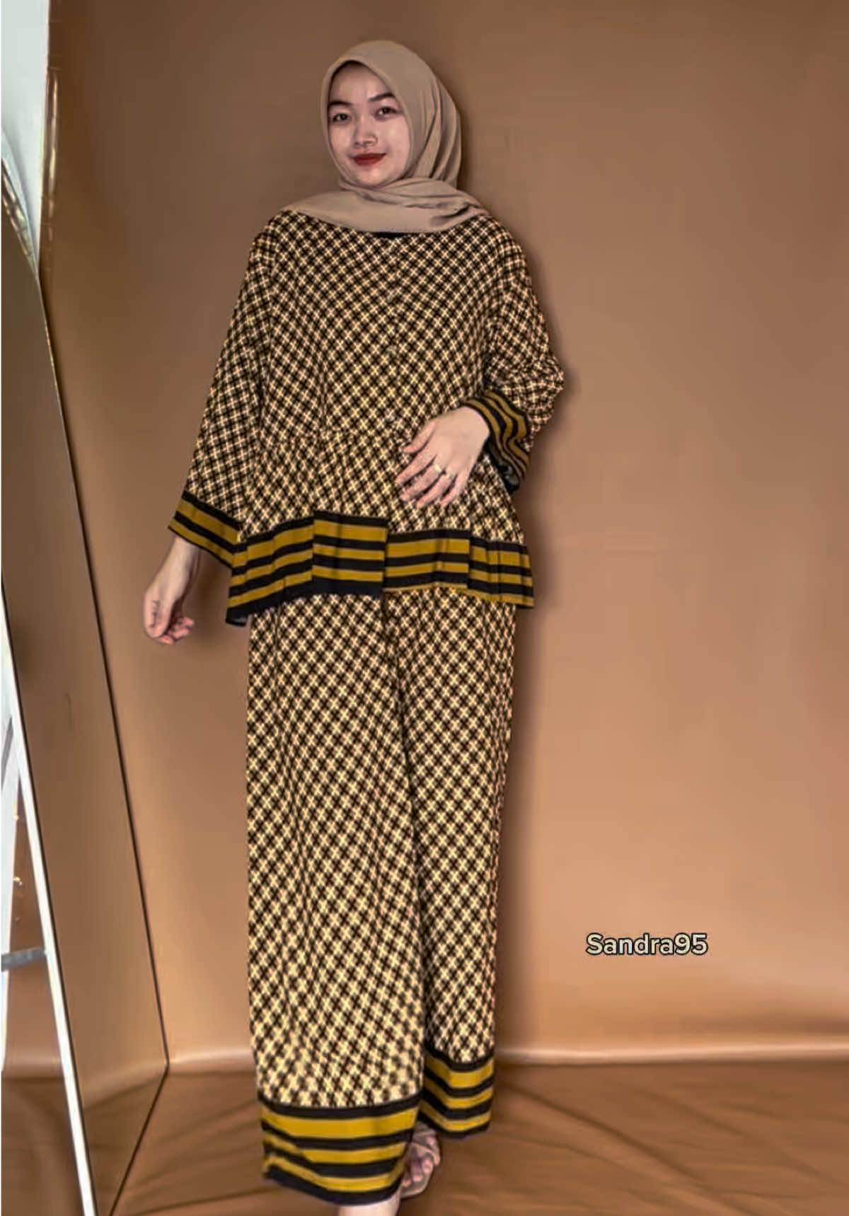 Rekomendasi oneset cakep #oneset #setelanwanita #onesetwanita #fashion #style 