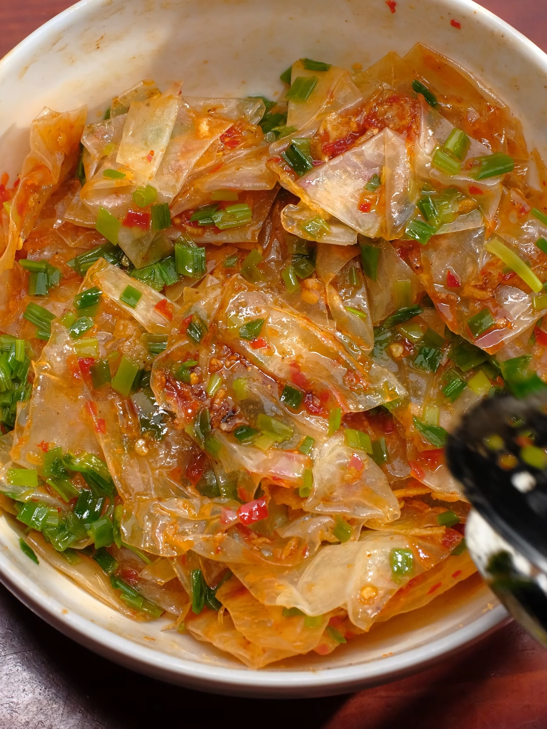 Rồi đoàn mình đã trải nghiệm bánh tráng ủ bơ tứ sốt nhà cô Mai chưa?