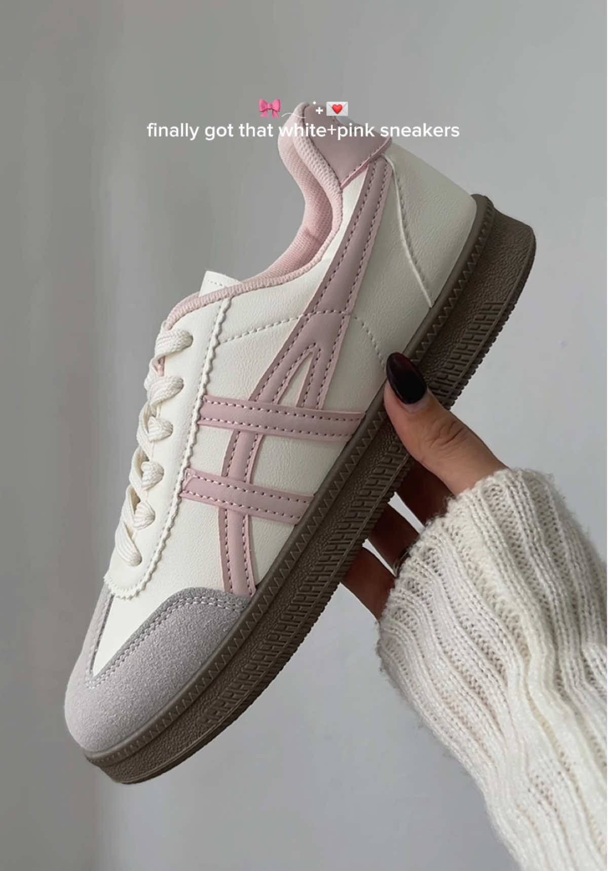 Sobrang affordable lang nito! #shoesforwomen #sneakersforwomen #affordableshoes #sneakers #shoesrecommendation 