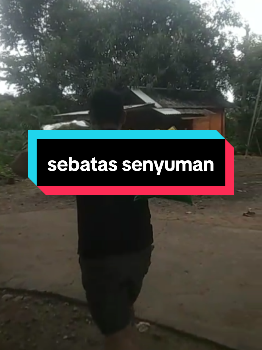 Berbagi kebahagiaanlah walau itu hanya sebatas senyuman.#kuwumekarasih #kadesmekarasih #mekarasih #orasi #fyp #jatigedesumedang #kangdedimulyadi #donyahmadmunir 
