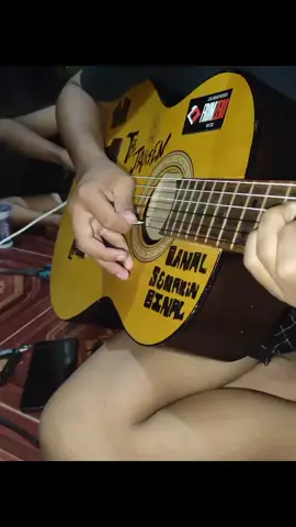 nostalgia 🗿🗿 #gitarcover #goresgesekansajamulaiterdengar #masukberanda  #fyp #nostalgiamusic 
