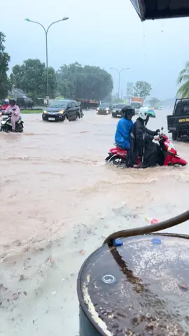 batu aji simpang basecem banjir#batam#batambanjir#batamne#fyp#