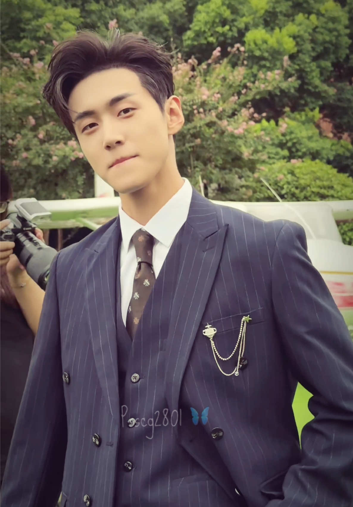 Itu senyumnya ga bisa biasa aja gitu 😶😶 #lizhuoyang #aktorchina #dramachina #aktorganteng #lizhuoyang 