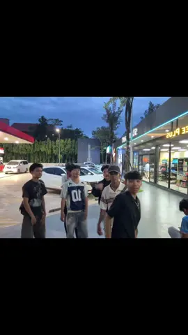 @TOM6 @Zenn @Shaa Elaxtro  🤍