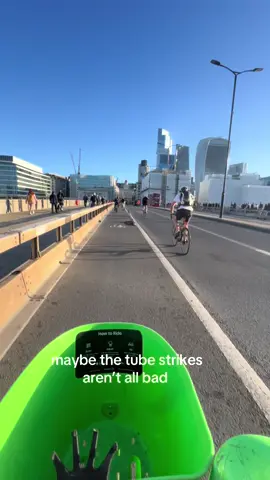 🤷‍♀️#london #tubestrikes 