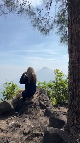 Indonesia bagian Jawa #puthuksiwur #carumbyadventure #pendakigunung #pendakicantik 