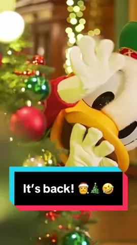 On connaît tous quelqu’un prêt à célébrer Noël bien avant l’heure. 🎅😂 Et ils ont raison : préparez-vous, le Noël Enchanté Disney commence dès le 8 novembre à Disneyland Paris ! ✨   We all know someone who is ready to celebrate Christmas early. 🎅😂 And, they're right! Disney Enchanted Christmas begins on 8th November at Disneyland Paris!   #DisneylandParis #DisneyParks #Disney #DisneyXmas #Christmas 