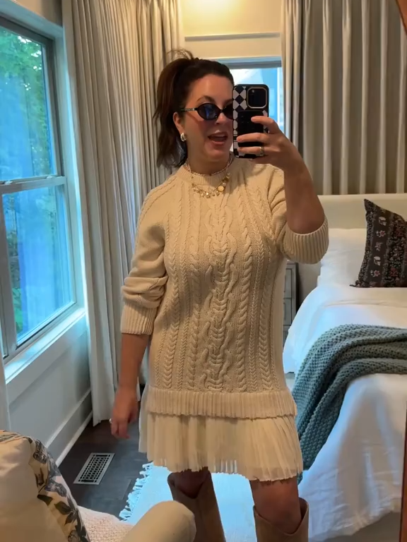 New Arrival! Say goodbye to boring outfits!  This spliced casual dress is a game-changer: • Round neck sweater style • Comfy and versatile Get ready for endless compliments! Click to shop now