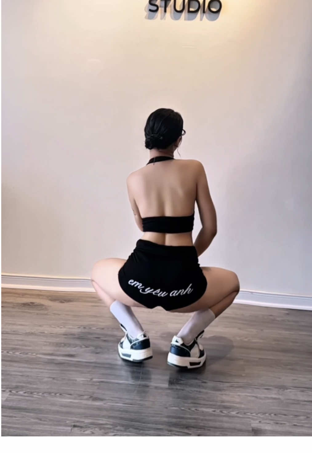 DC: @Quách Ngọc Anh #daynhay  #dancebar #foryou #CôGiáoKim #vairal 