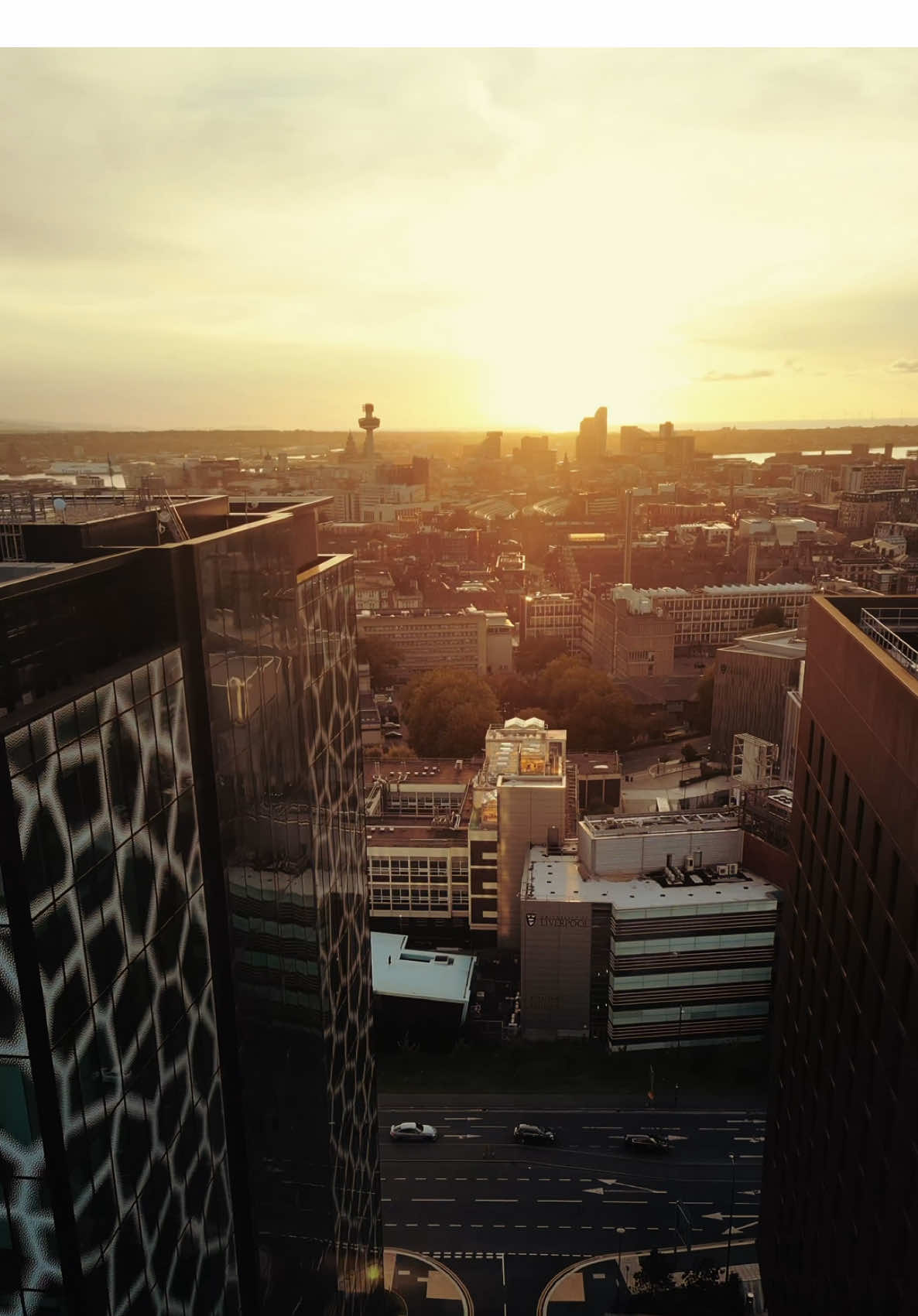 📍Liverpool 🏴󠁧󠁢󠁥󠁮󠁧󠁿🇬🇧 #liverpool #liverpoolcity #explore #visitliverpool #drone 