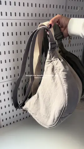 grabe ang kaibahan ng price neto sa mall! #dumplingbag #bag #dumplingbags #slingbag #bodybag 