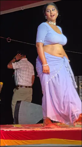 Uffff 🔥❤️‍🔥#Dance #Viral #Mahotsav #pirti #girl 👌