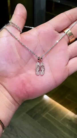 ⚜️Chiếc mặt dây chuyền xinh xắn và lấp lánh 🤩🤩 #thienhanluxury #xuhuong2025 #kimcuongthiennhien #trangsuc #jewelry 