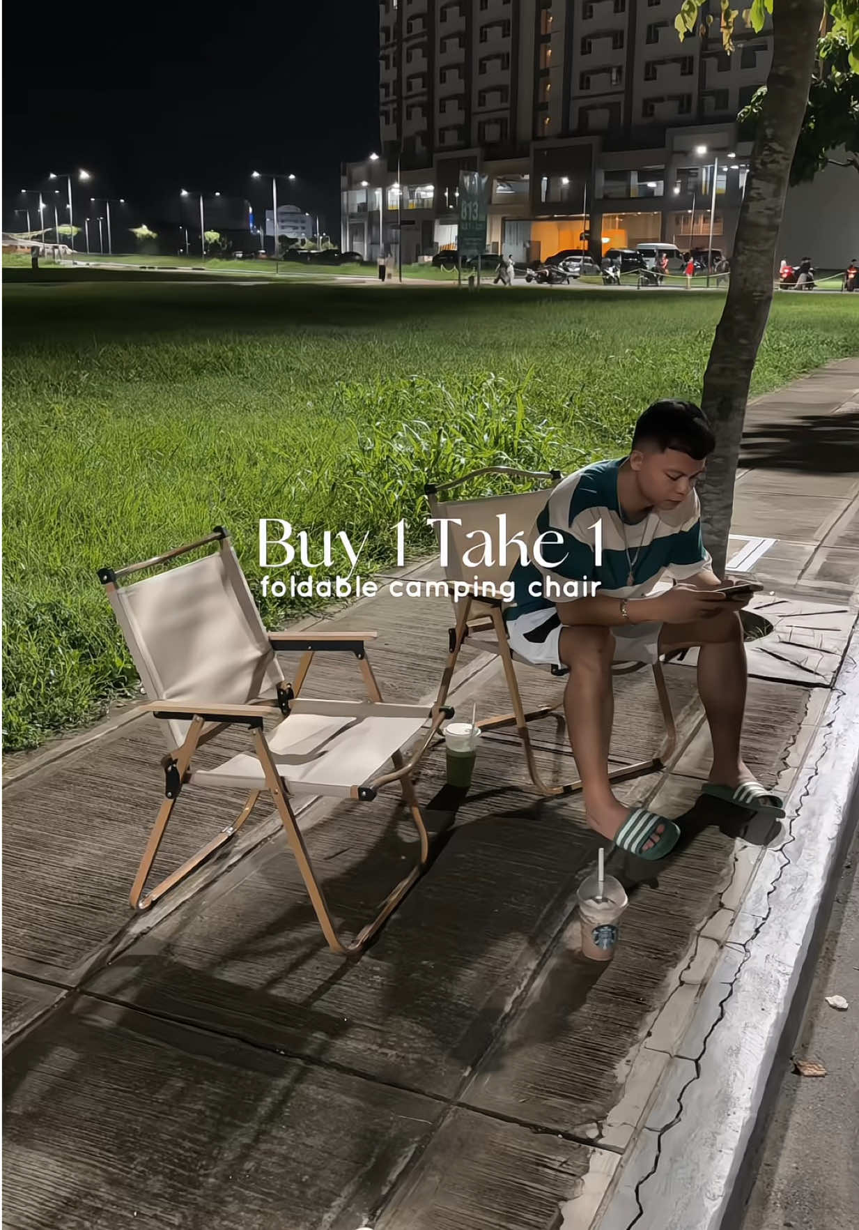 Very aesthetic!!! Lightweight + super tibay 😍 #campingchair #buy1take1 #foldablechair #foldablecampingchair #fyp 