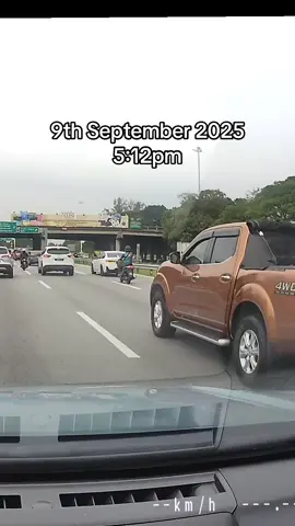 Punca jem, bertabah la owner #penang #penangbridge #accident 
