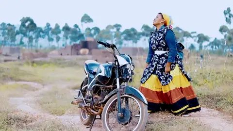 Mr Yves KAHO NA PYAR HAI ASAJIJE ABANTU 😂😂😂✅ #tiktokburundi🇧🇮 #tiktokrwanda🇷🇼 #tiktokkenya🇰🇪 #tiktoktanzanie🇹🇿 #ttiktokcomedy 