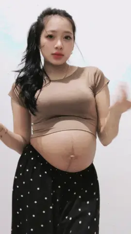 bumil spek biduan jadinya kayak gini🤣😭💃🏻🤰🏻 #fypp #harusfyp #bumilsehat #masyaallahtabarakkallah #lewatberanda 