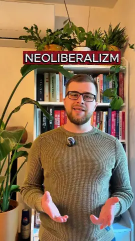Neoliberalizm – dlaczego życie jest takie drogie i stresujące? 🤔  To nie tylko kryzysy czy inflacja, ale także ideologia, która od lat kształtuje nasz świat. Neoliberalizm obiecywał wolność i bogactwo, ale czy rzeczywiście tak się stało?  #neoliberalizm #ekonomia #polityka #nierówności #prywatyzacja 