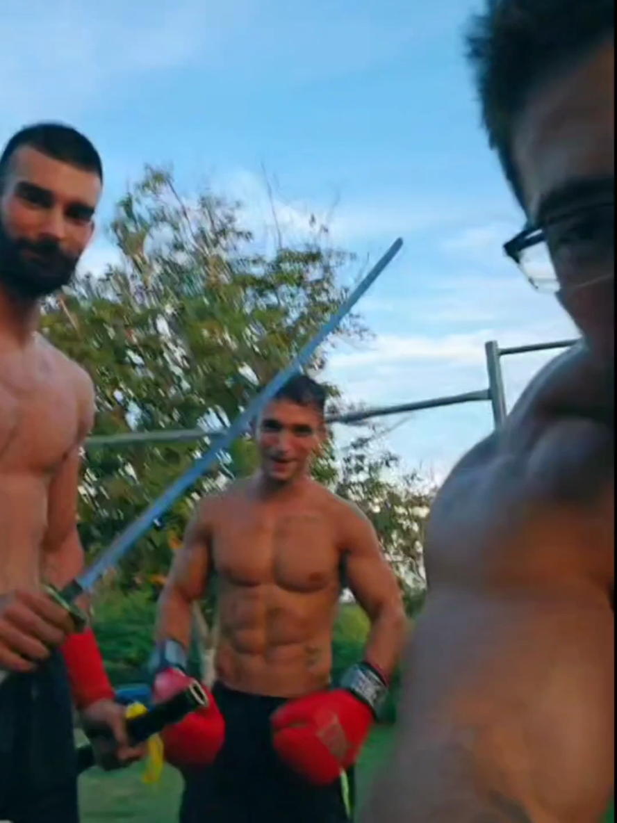 Izmaltretiran sam 😔 ko je gledao ovaj live? #fyp  #balkan #training #live 