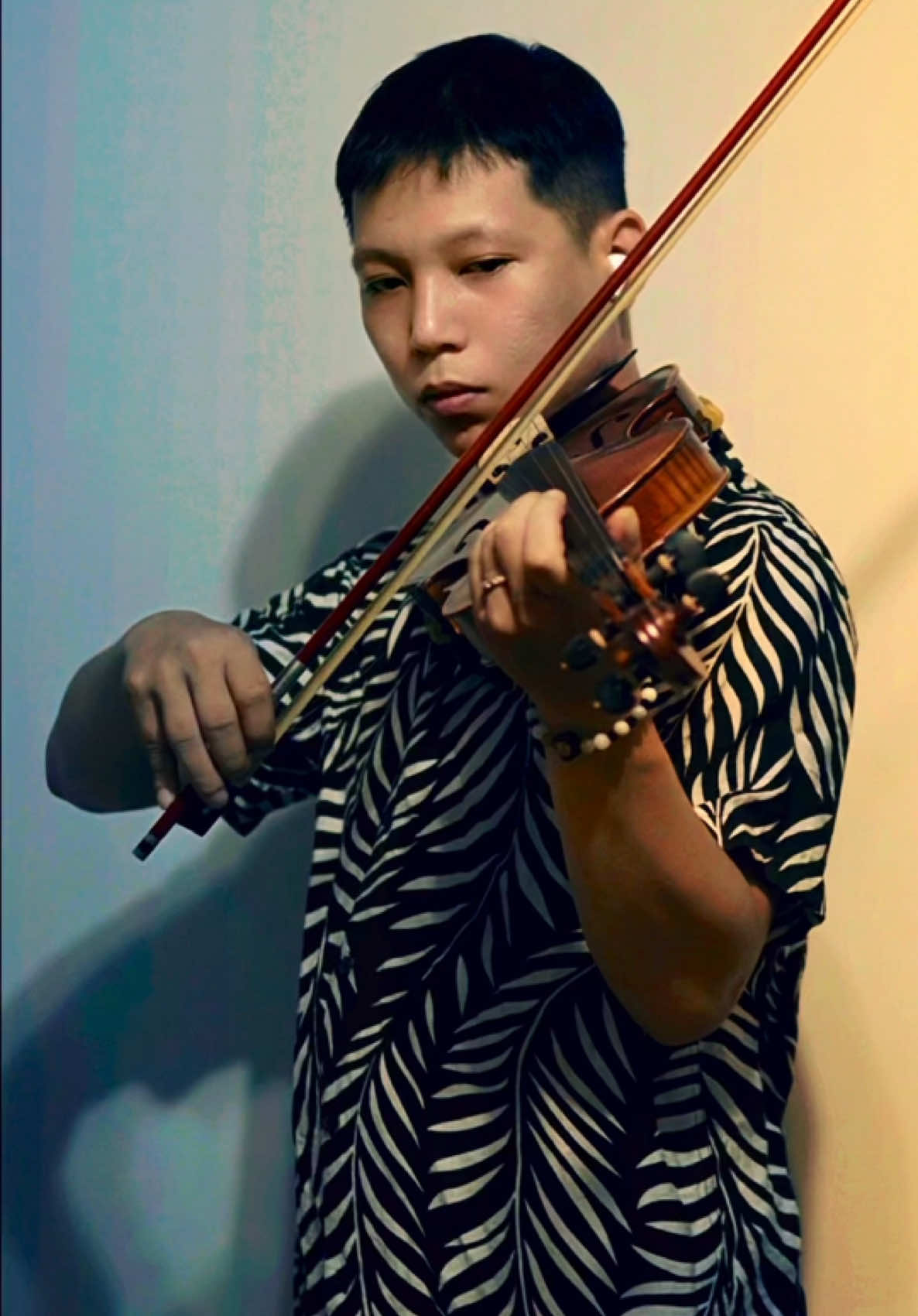 Late night melancholy - Một khúc nhạc nhỏ cho những tâm hồn đang thao thức. Ngày 119 tự học violin #tuhocviolin #hocviolin #violin #fy 
