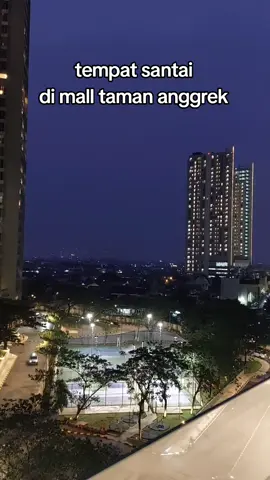 santai sore di mal #ibukota #indonesia🇮🇩 #viraltiktok #jakarta #Love 