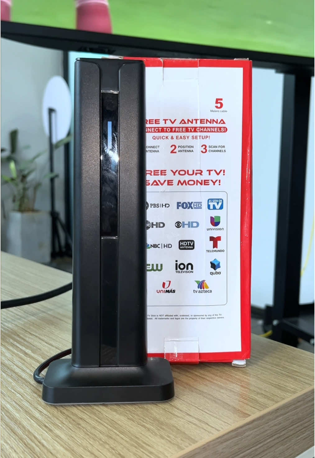 Long-range digital TV antenna, HD 1080P and 4K, with HDTV signal 📡📺#antenna #tv #hd #4k #tiktokshop #fyp #usa #homedecor #falldeals #sale