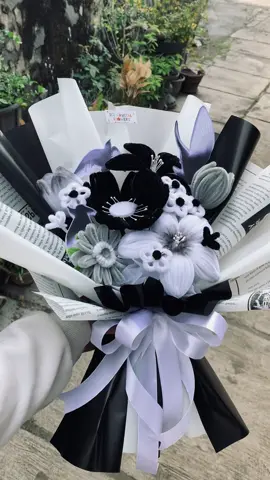 pemesanan bisa lewat kerkun kita ya best🤩  - co oyen✅ - co tiktok✅ tanya tanya bisa dm yaww🥰 #buket #buketungaran #buketambarawa #buketkarangjati #buketsemarang #buketwisuda #buketpipecleaner #buketpringapus #bukethindia #fyp #buketkawatbulu #buketmurah #foryoupage❤️❤️ 