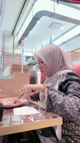 Bila dah usia 3series ni cuma perlu kan kehidupan yang tenang..