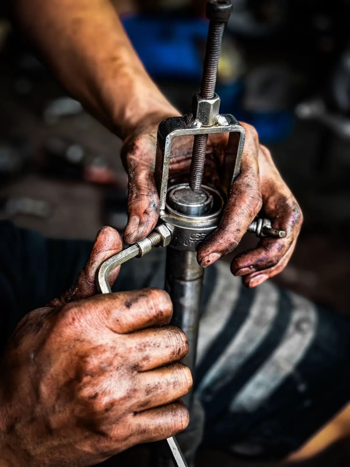 Muốn ngồi vị trí không ai ngồi được phải chịu cảm giác không ai chịu được🌊🌊🌊#fyp #xuhuong #sưaxe #nghenghiepcuatoi #